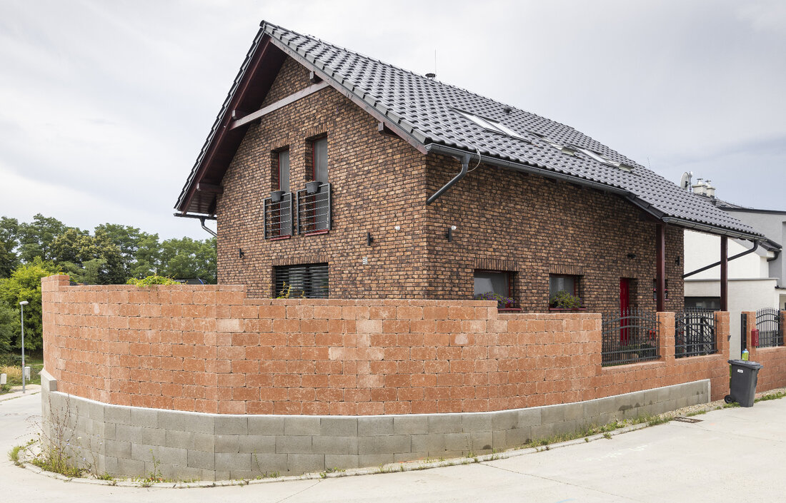 Tehlový obklad Autumn na fasáde rodinného dou od Rustique.sk