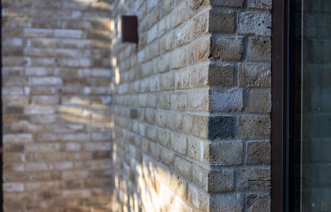 Tehlový obklad Mystique na fasáde rodinného domu od Rustique.sk