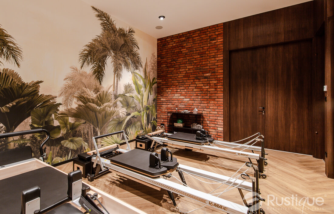 Tehlový obklad Oud Wijn v interiéri fitnesscentra od Rustique.sk