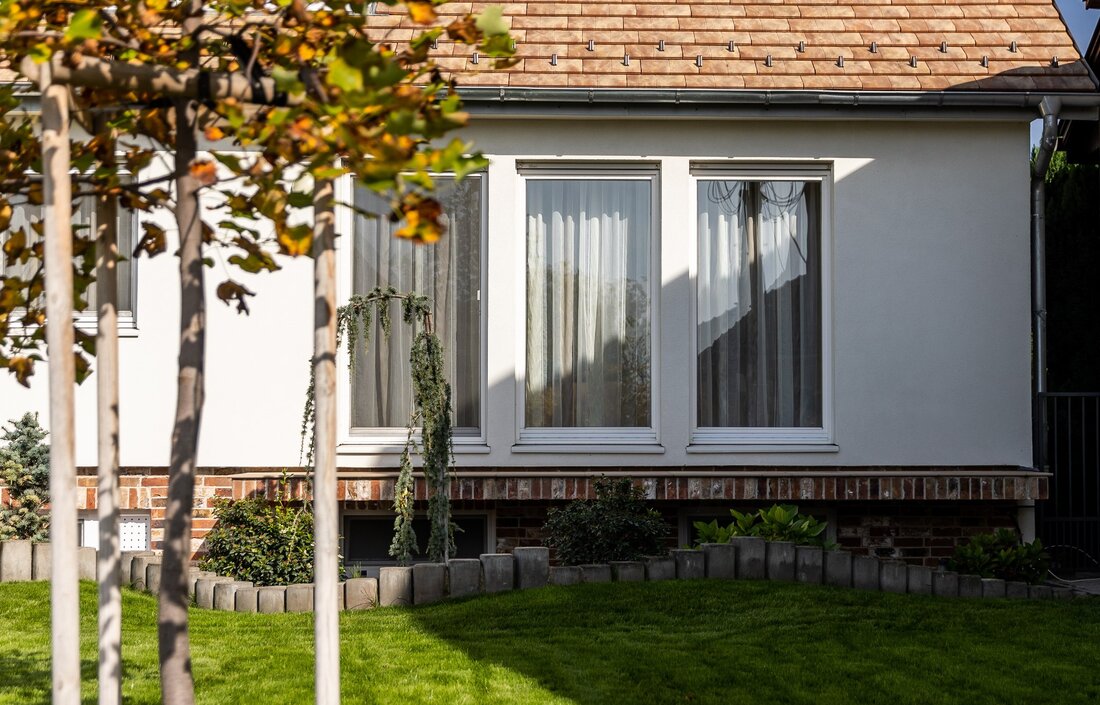 Tehlový obklad Red Kasteel v exteriéri rodinného domu od Rustiuque.sk